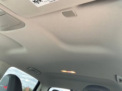 2022 GMC Canyon AT4 - Leather