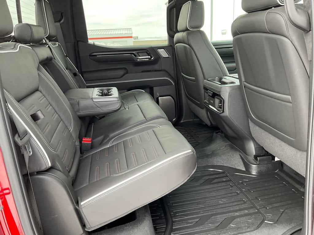 2025 GMC Sierra 1500 AT4X