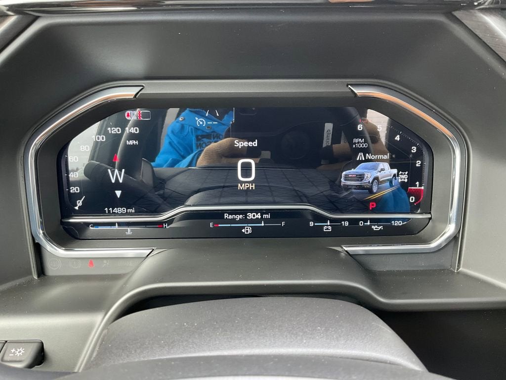 2025 GMC Sierra 1500 AT4X