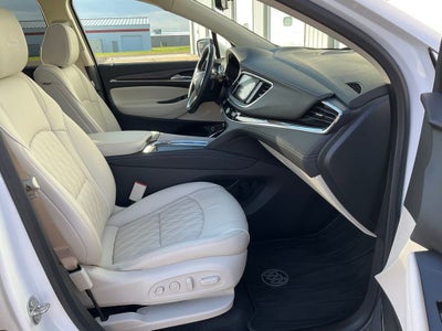 2022 Buick Enclave Avenir