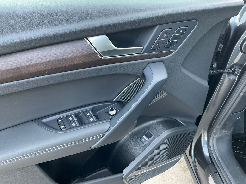 2024 Audi Q5 Premium Plus