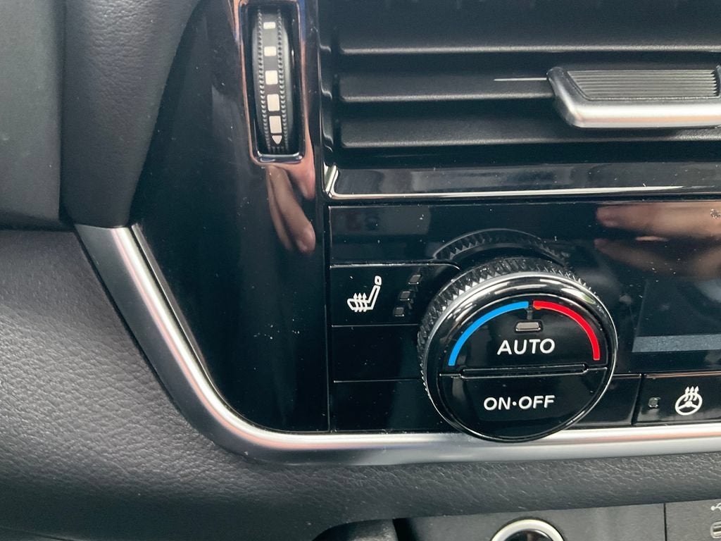 2021 Nissan Rogue SV FWD