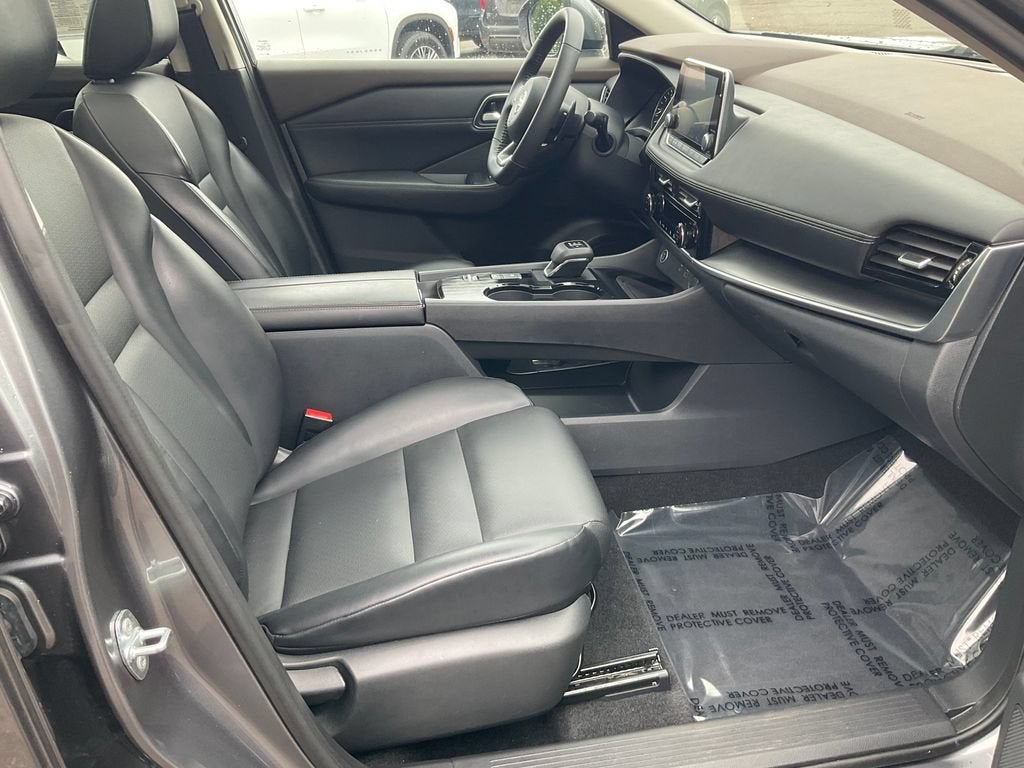 2021 Nissan Rogue SV FWD