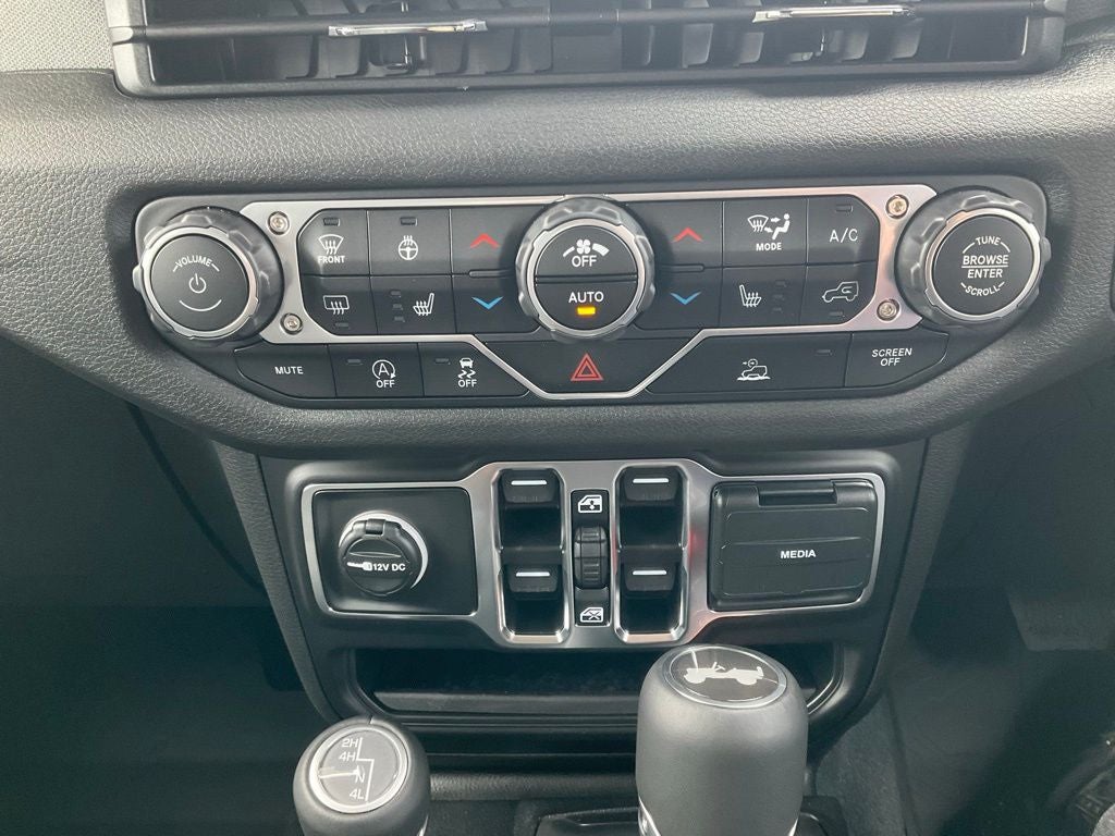 2025 Jeep Wrangler 4-Door Sport RHD 4x4