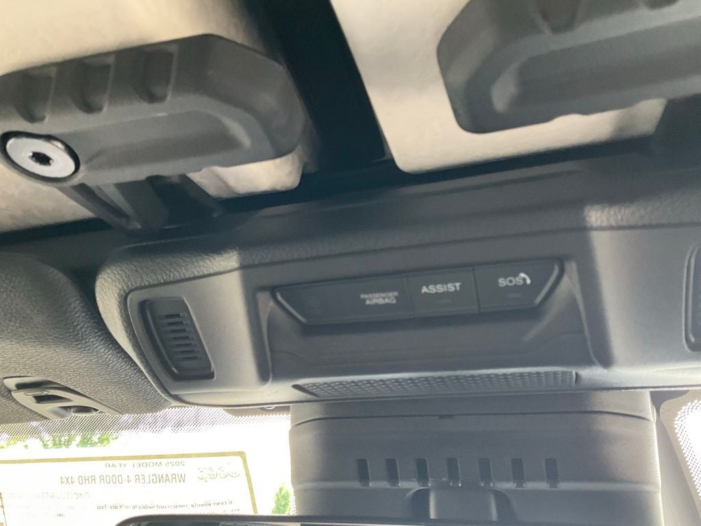 2025 Jeep Wrangler 4-Door Sport RHD 4x4