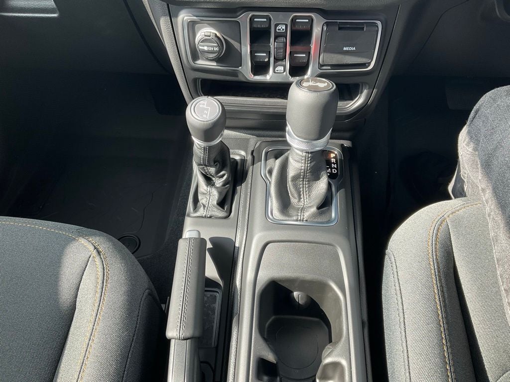 2025 Jeep Wrangler 4-Door Sport RHD 4x4