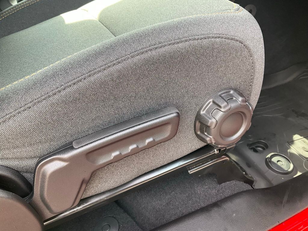 2025 Jeep Wrangler 4-Door Sport RHD 4x4