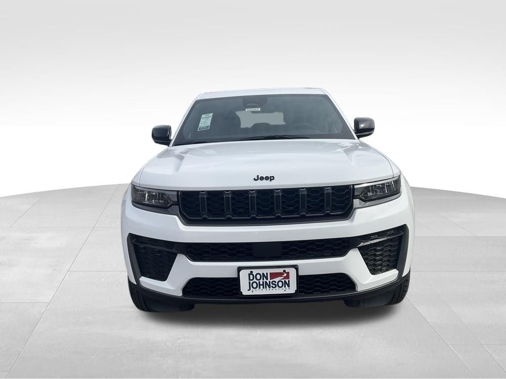 2026 Jeep Grand Cherokee Laredo