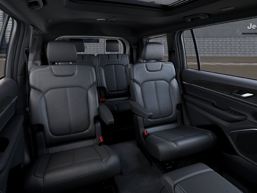 2027 Jeep Grand Cherokee L Limited Reserve