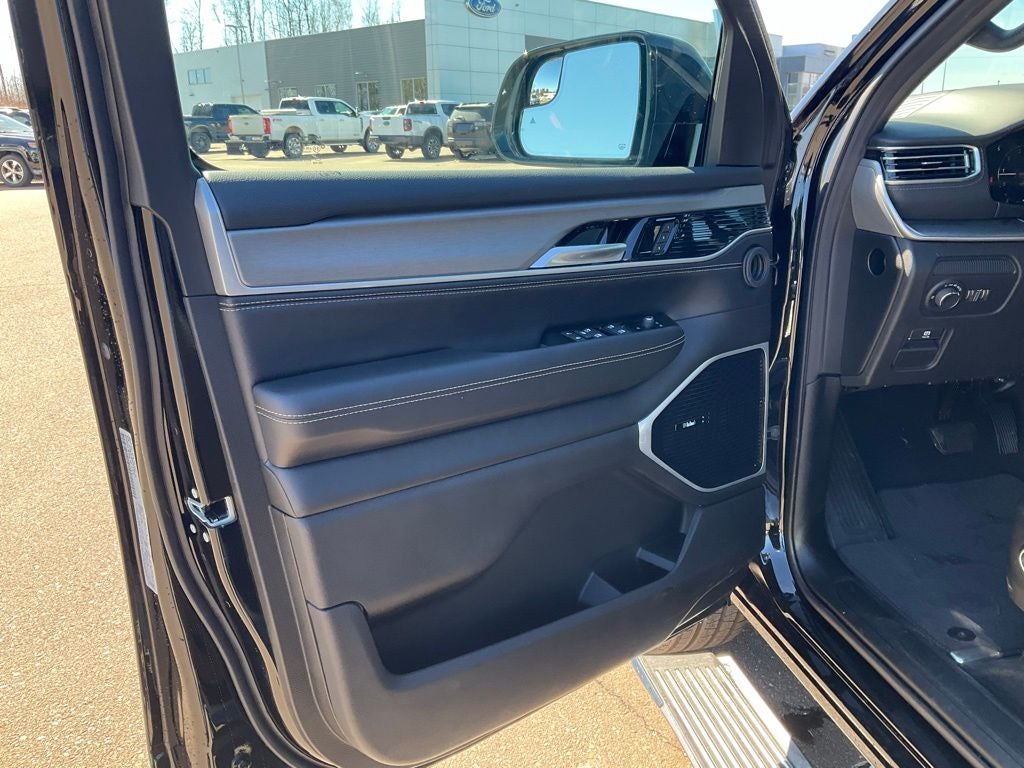 2026 Jeep Grand Wagoneer Limited Reserve