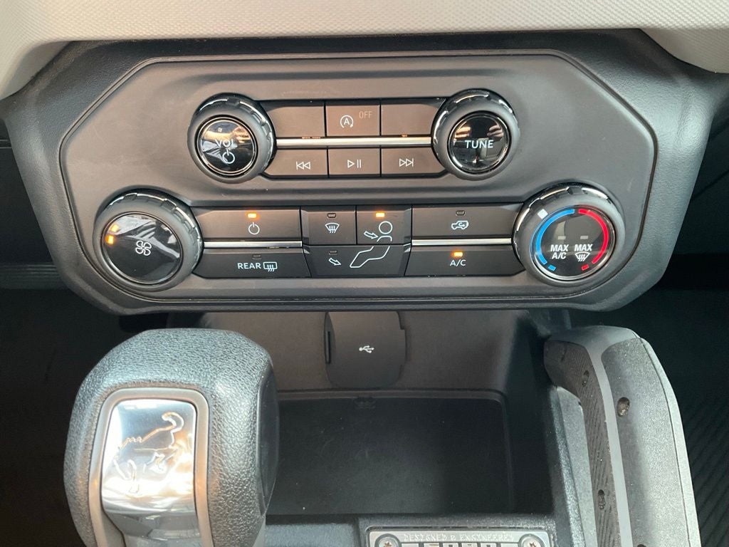 2022 Ford Bronco Base