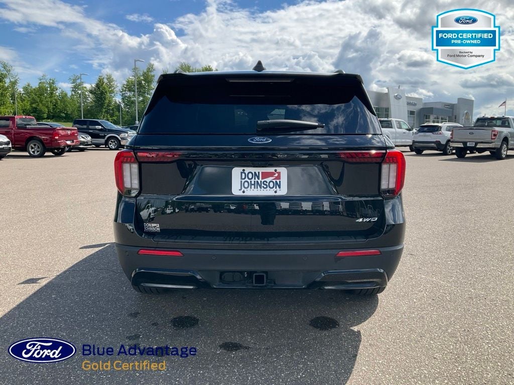 2025 Ford Explorer ST-Line