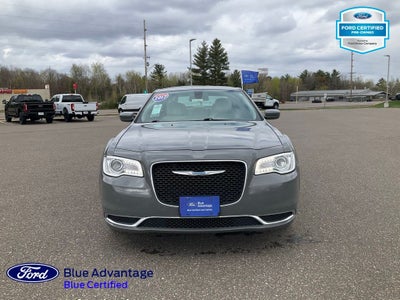 2017 Chrysler 300 Limited