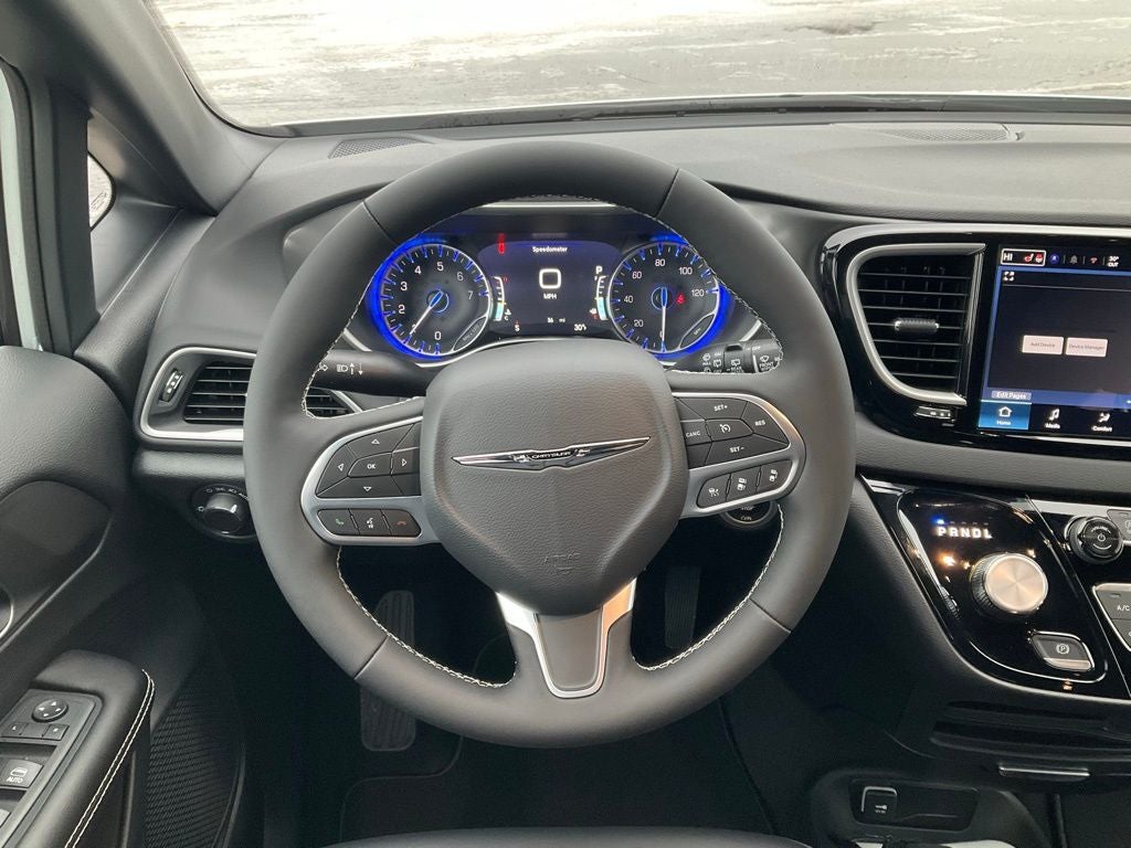 2026 Chrysler Voyager VOYAGER LX