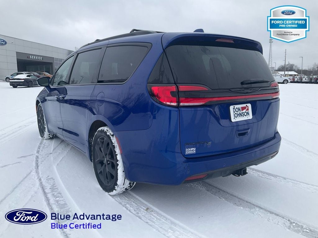 2021 Chrysler Pacifica Touring