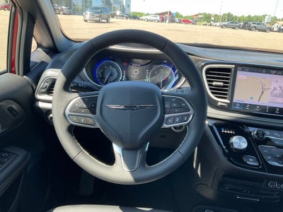 2025 Chrysler Pacifica PACIFICA SELECT AWD