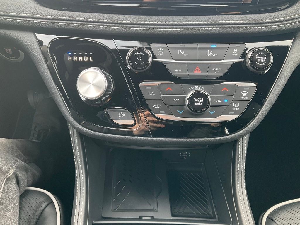 2026 Chrysler Pacifica PACIFICA LIMITED AWD