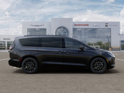 2027 Chrysler Pacifica Limited