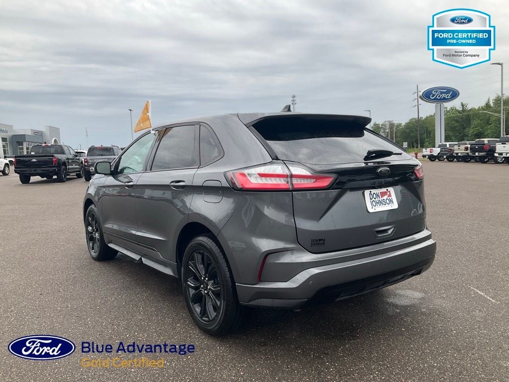 2022 Ford Edge SE