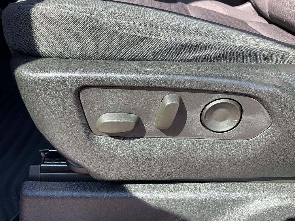2023 Chevrolet Silverado 1500 LT LT1