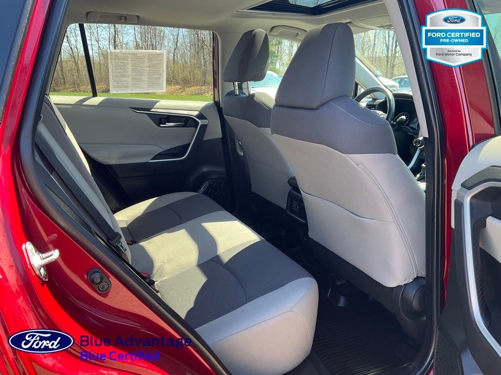 2022 Toyota RAV4 XLE