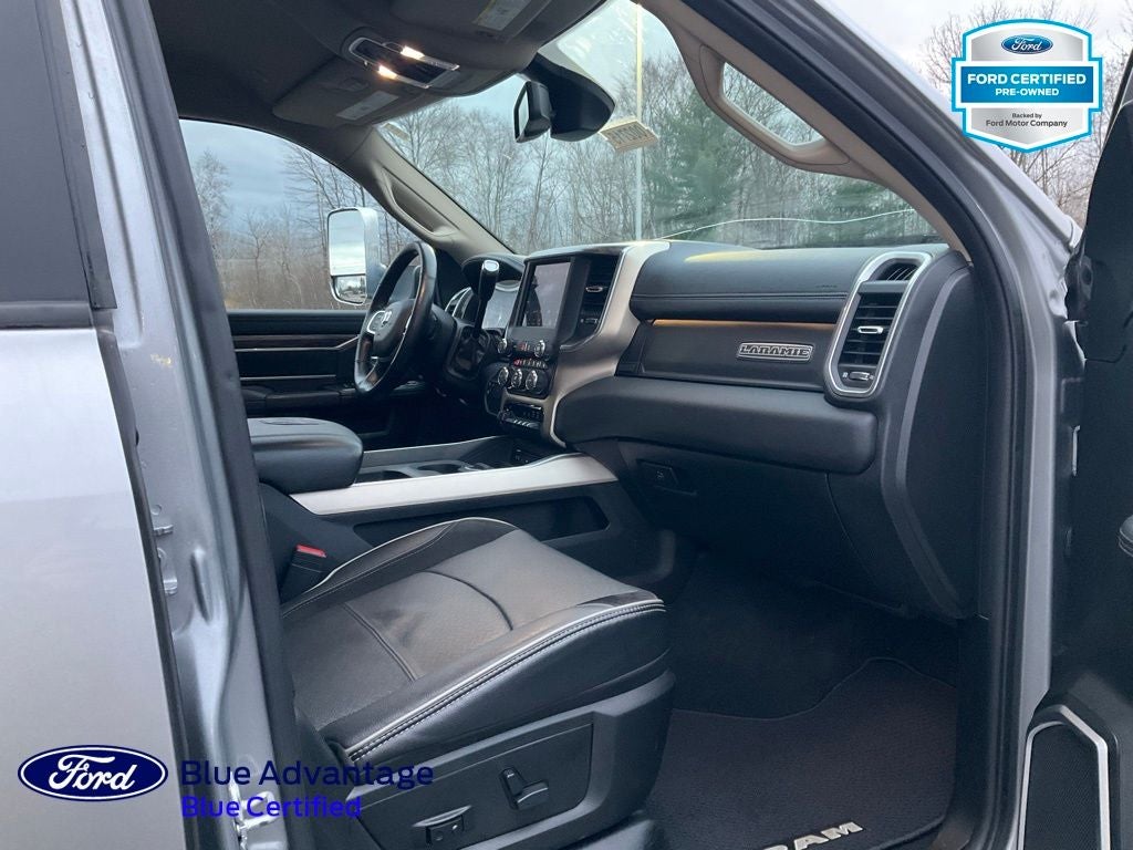 2019 RAM 3500 Laramie Crew Cab 4x4 6'4' Box