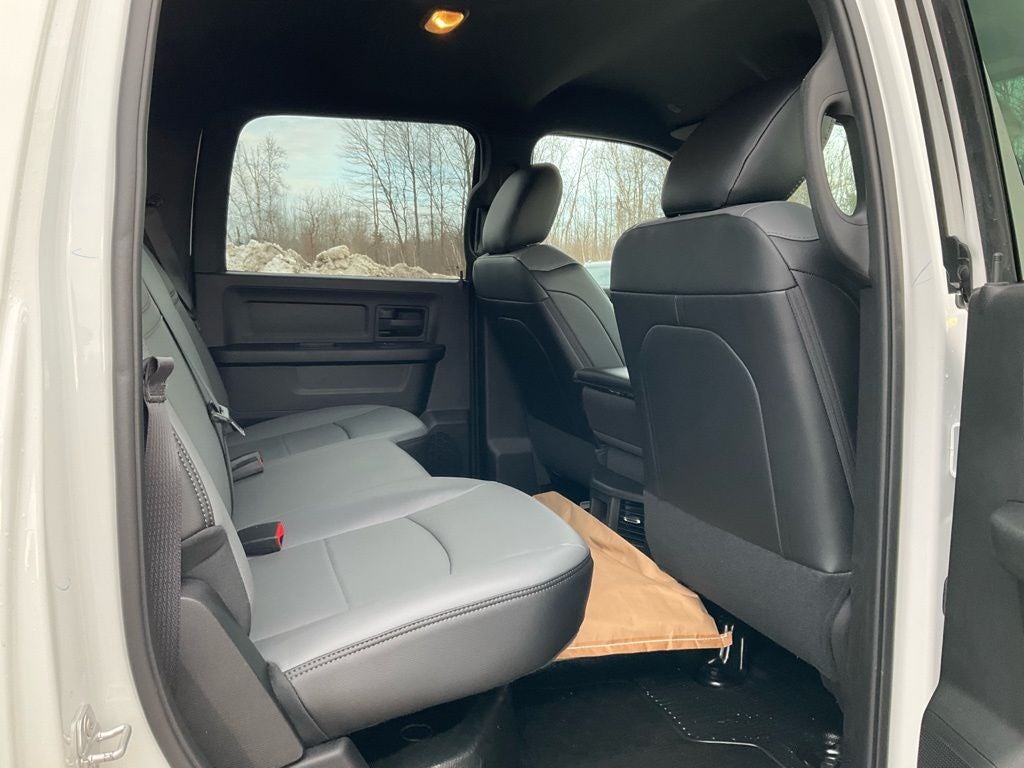 2026 RAM Ram 3500 Chassis Cab RAM 3500 TRADESMAN CREW CAB CHASSIS 4X4 60' CA