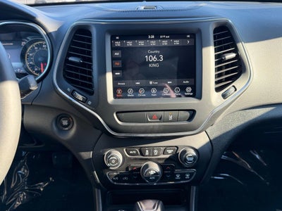 2022 Jeep Cherokee Latitude Lux 4x4