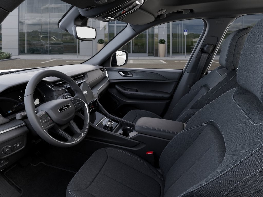 2027 Jeep Grand Cherokee GRAND CHEROKEE LAREDO X 4X4