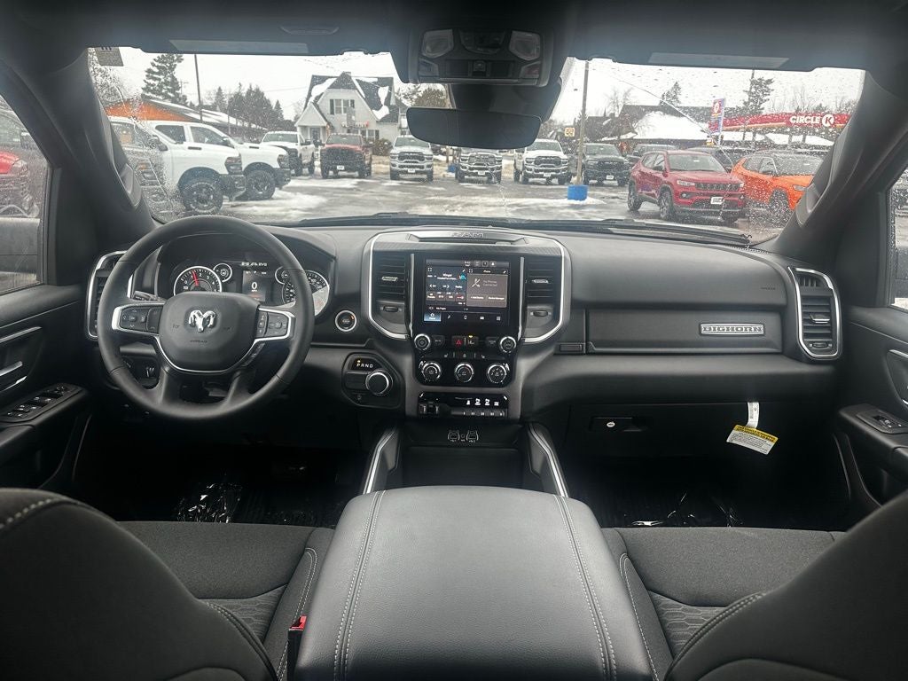 2025 RAM Ram 1500 RAM 1500 BIG HORN QUAD CAB 4X2 6'4' BOX