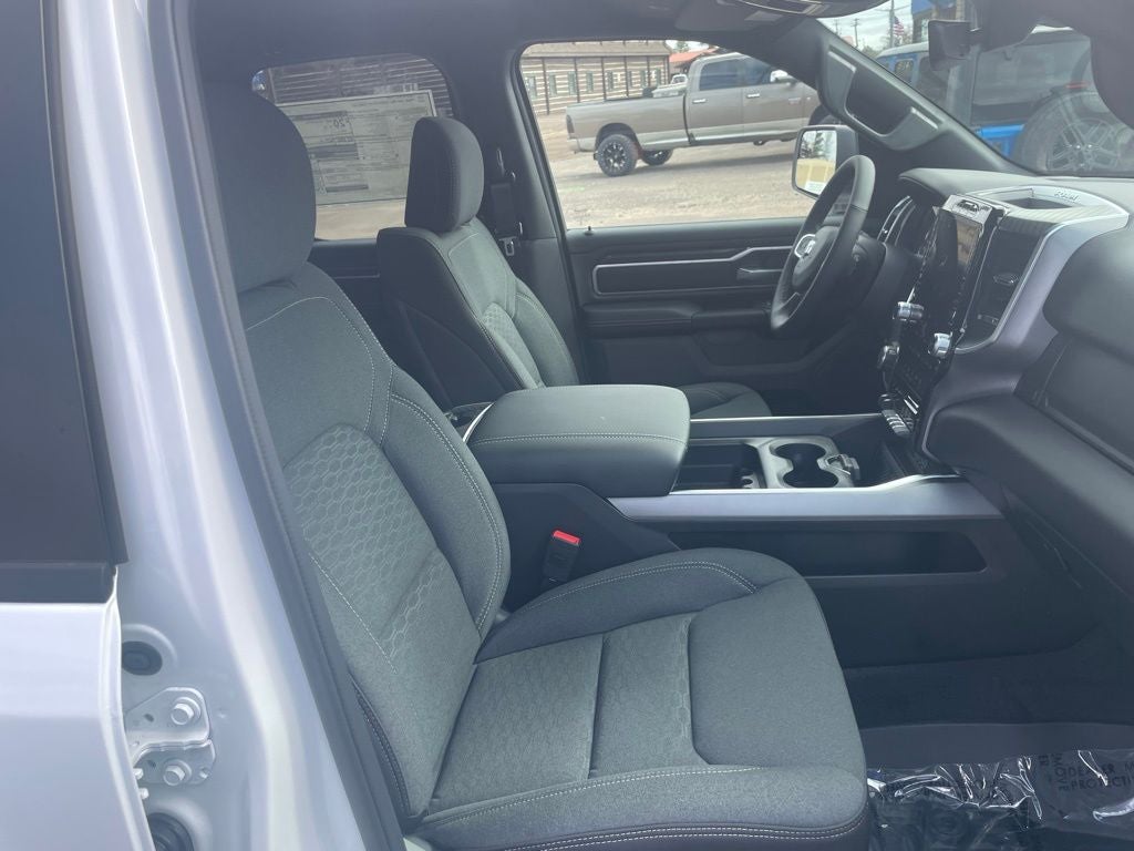 2026 RAM Ram 1500 RAM 1500 BIG HORN QUAD CAB 4X4 6'4' BOX