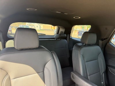 2022 Chevrolet Traverse AWD LT Leather