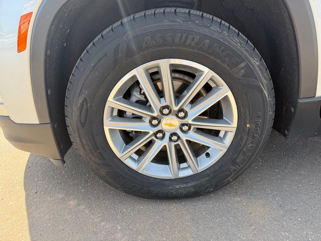 2022 Chevrolet Traverse AWD LT Leather