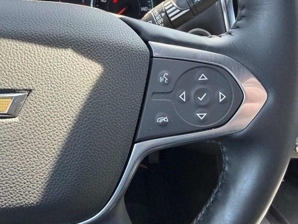 2022 Chevrolet Traverse AWD LT Leather