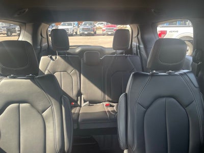 2026 Chrysler Voyager VOYAGER LX