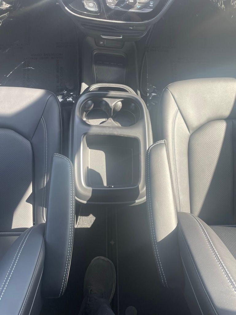 2026 Chrysler Voyager VOYAGER LX