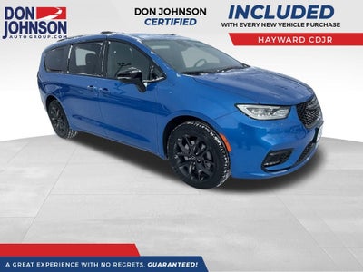 2026 Chrysler Pacifica PACIFICA SELECT AWD