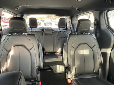 2026 Chrysler Pacifica PACIFICA SELECT AWD