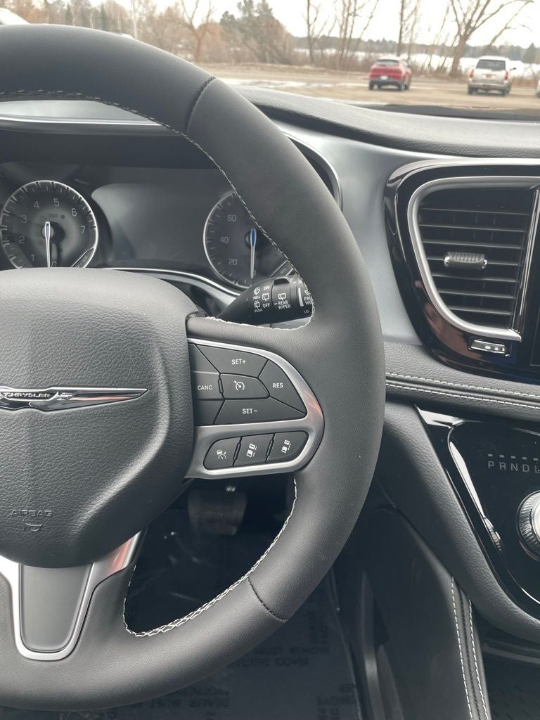 2026 Chrysler Pacifica PACIFICA LIMITED AWD