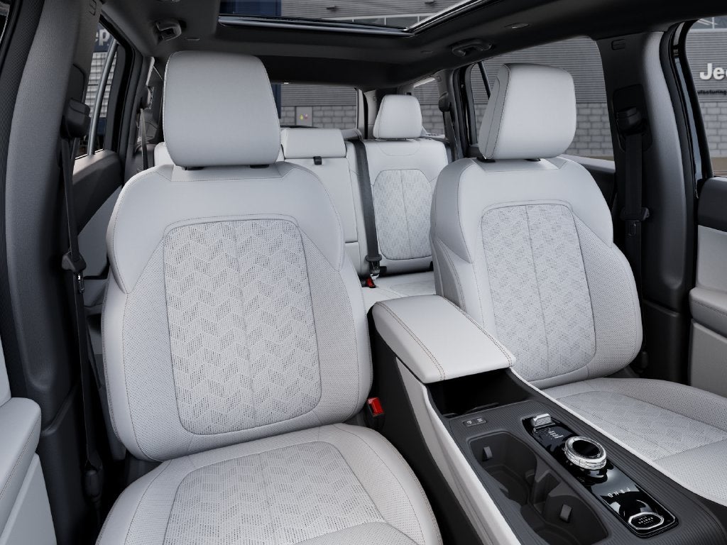 2027 Jeep Cherokee CHEROKEE OVERLAND 4X4