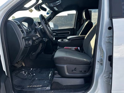 2024 RAM 3500 Big Horn Crew Cab 4x4 8' Box