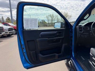2022 RAM 2500 Tradesman Regular Cab 4x4 8' Box
