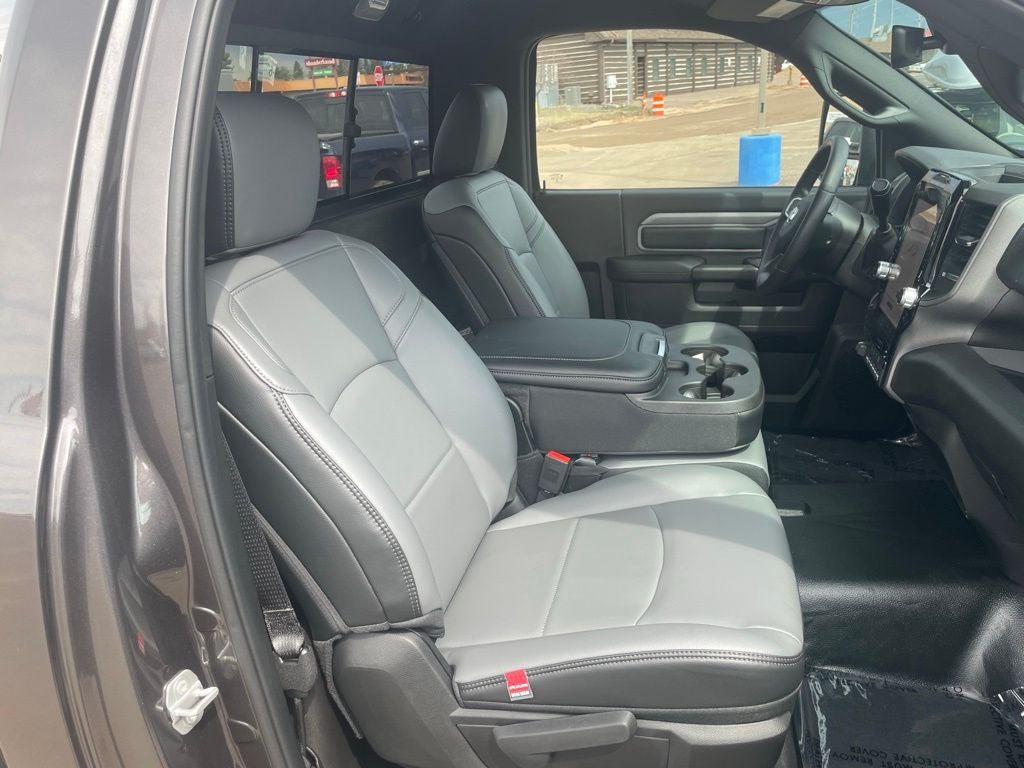 2026 RAM Ram 2500 RAM 2500 TRADESMAN REGULAR CAB 4X4 8' BOX