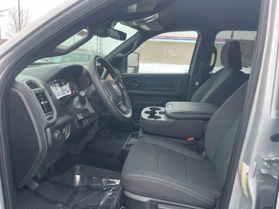 2026 RAM Ram 2500 RAM 2500 BLACK EXPRESS CREW CAB 4X4 6'4' BOX