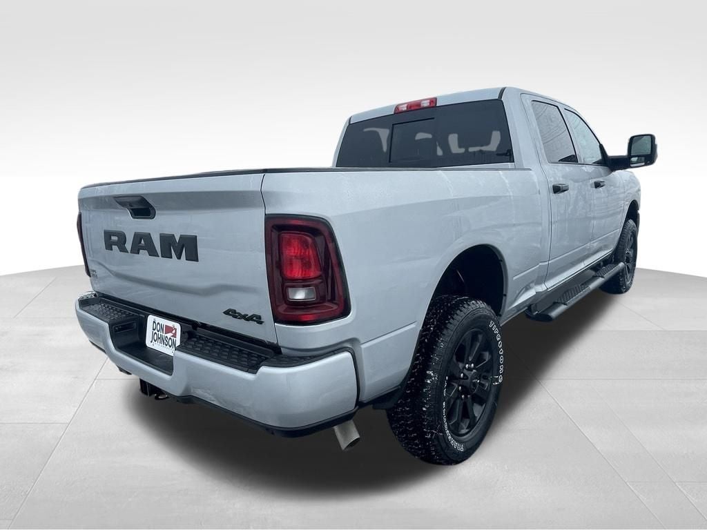 2026 RAM Ram 2500 RAM 2500 BLACK EXPRESS CREW CAB 4X4 6'4' BOX
