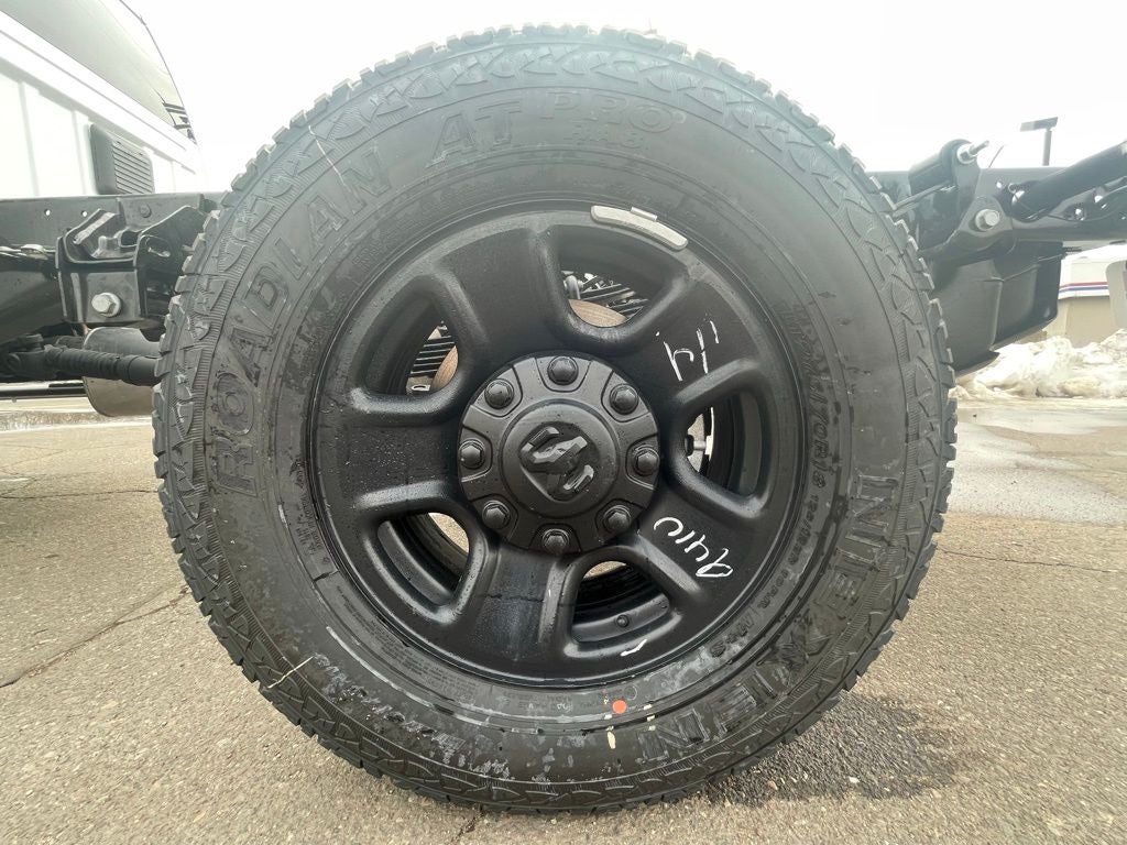 2026 RAM Ram 3500 Chassis Cab RAM 3500 TRADESMAN CREW CAB CHASSIS 4X4 60' CA